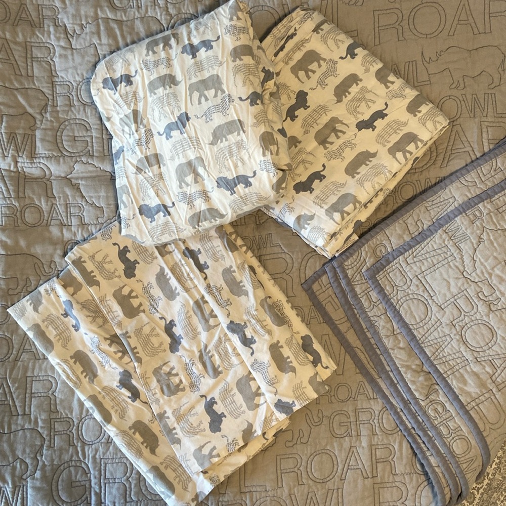 RH child full set w/ quilt